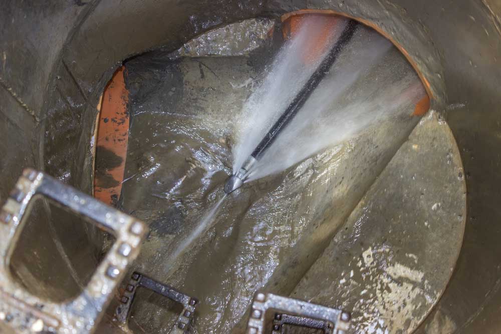 pipe being hydro jetted